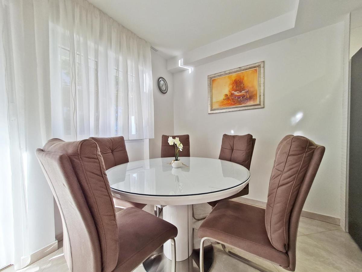 Split City Apartment Rosemary Exterior foto